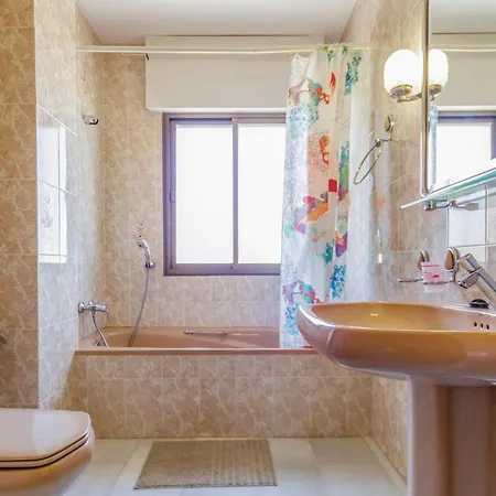 3 Bedroom Lovely In Malaga Apartamento