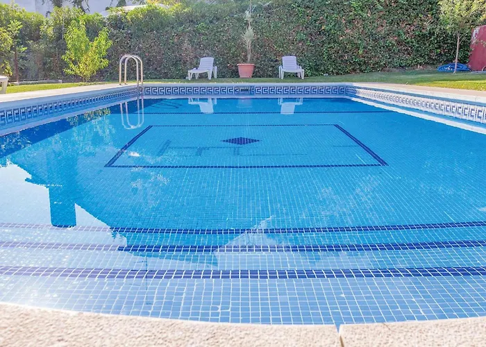 3 Bedroom Lovely In Malaga Apartment