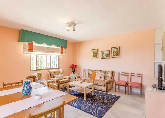 Apartamento 3 Bedroom Lovely In Malaga Torremolinos