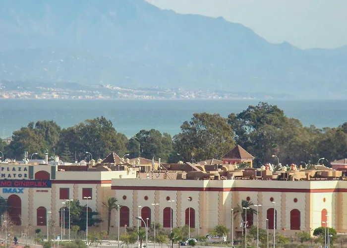 Apartamento 3 Bedroom Lovely In Malaga *