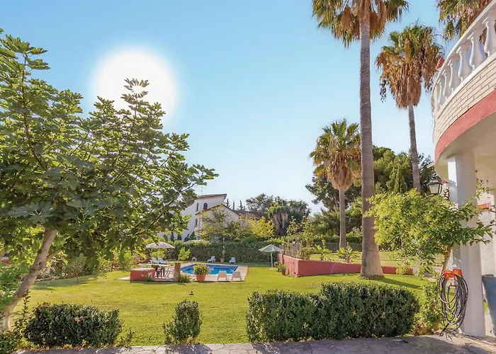 Apartamento 3 Bedroom Lovely In Malaga