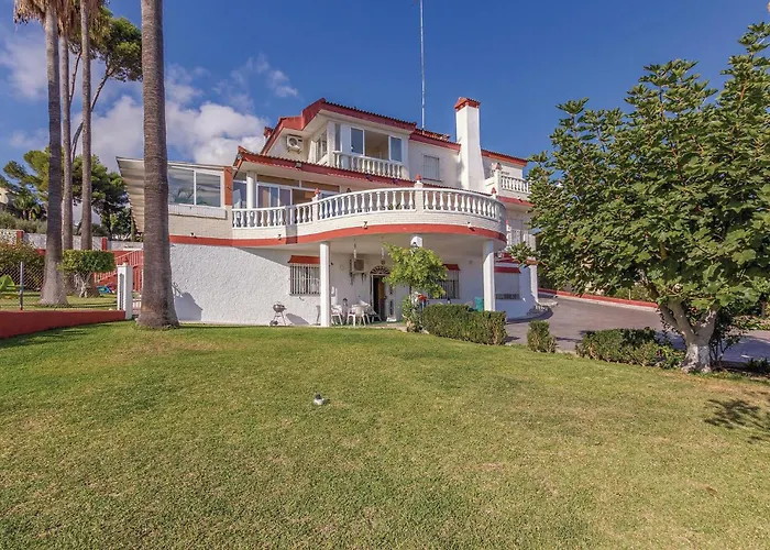 3 Bedroom Lovely In Malaga Torremolinos