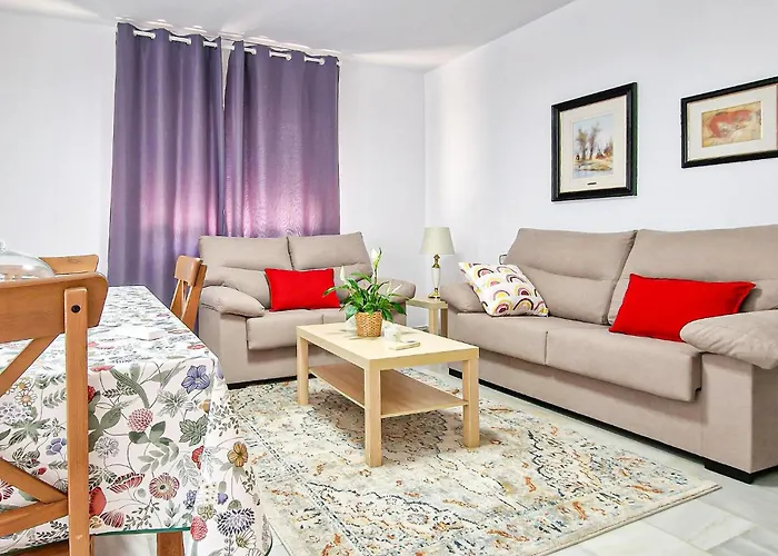 3 Bedroom Lovely In Malaga