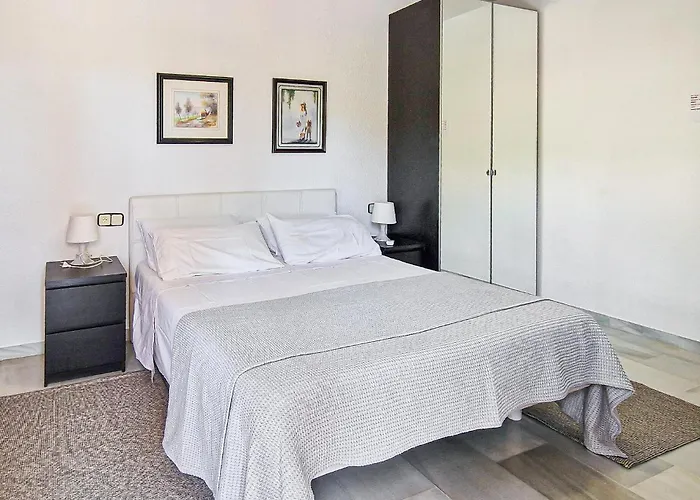 3 Bedroom Lovely In Malaga Apartamento