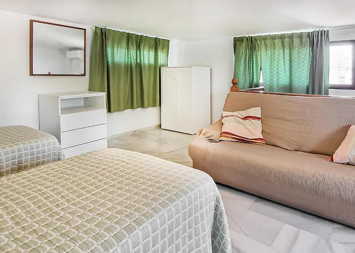 Apartamento 3 Bedroom Lovely In Malaga *